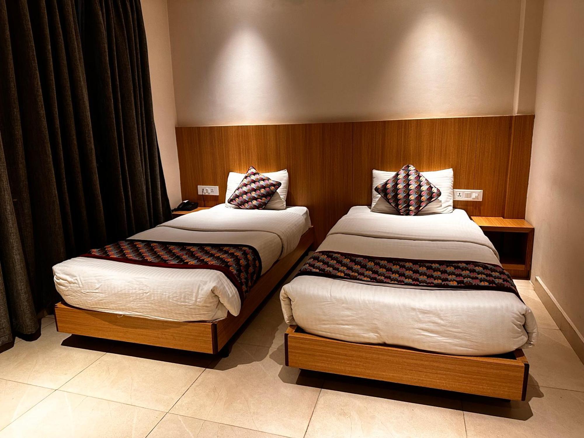 Siddhartha Hotel, Tikapur Exterior photo